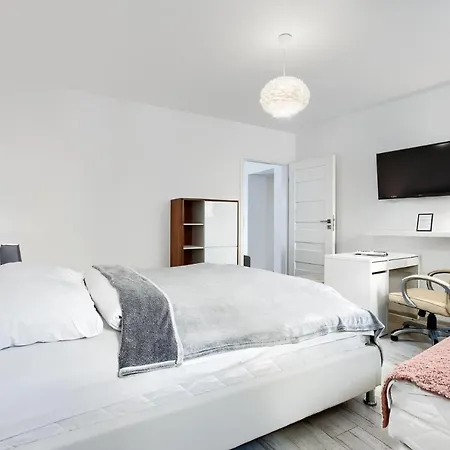 555 Ogród W Centrum No.1 Apartamento